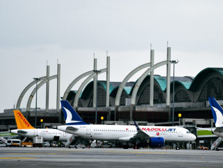 İstanbul Sabiha Gökçen Flughafen (SAW)