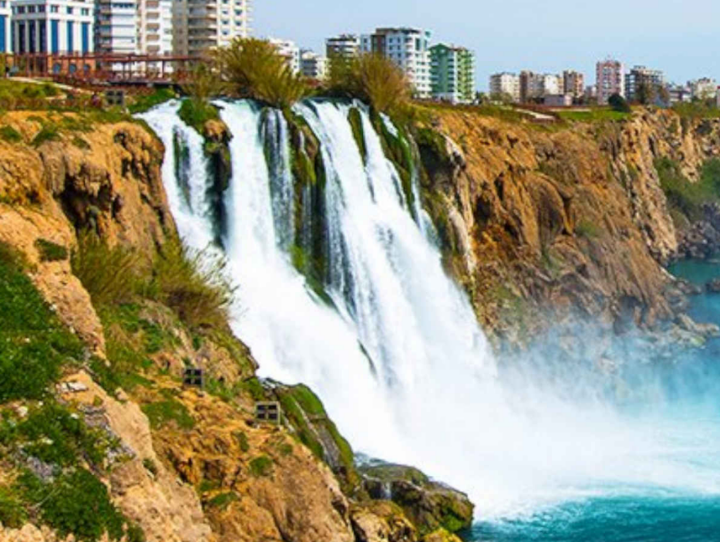 Antalya Lara